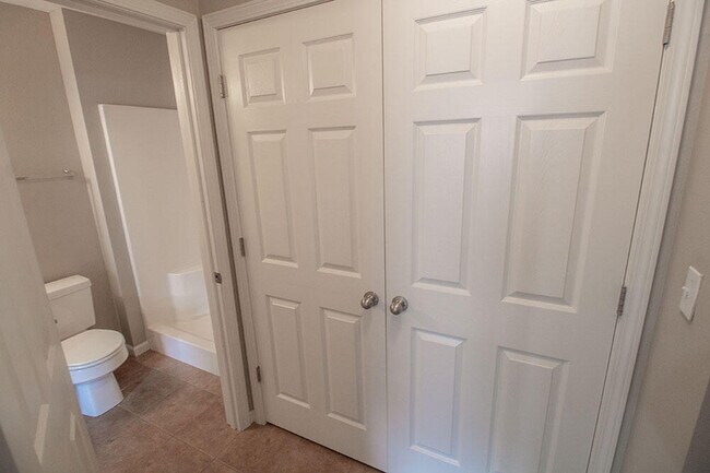 Building Photo - 4014 Snowy Owl Dr