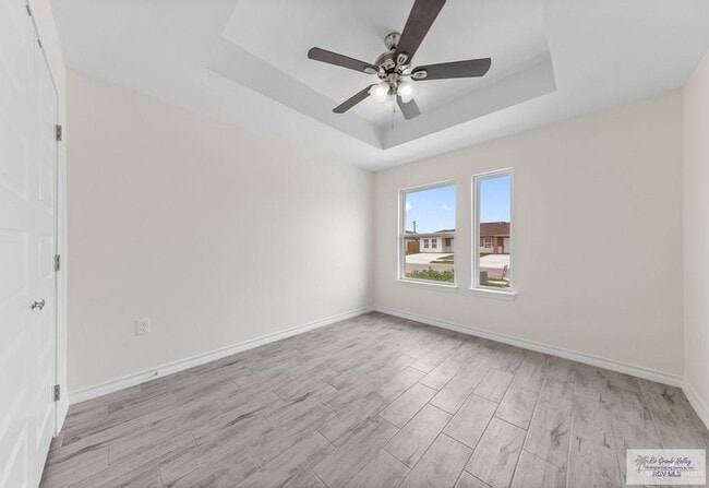 Building Photo - 19 Seminole Ln