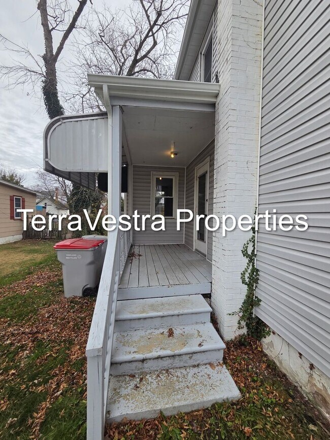 Building Photo - 31 S Myrtle St