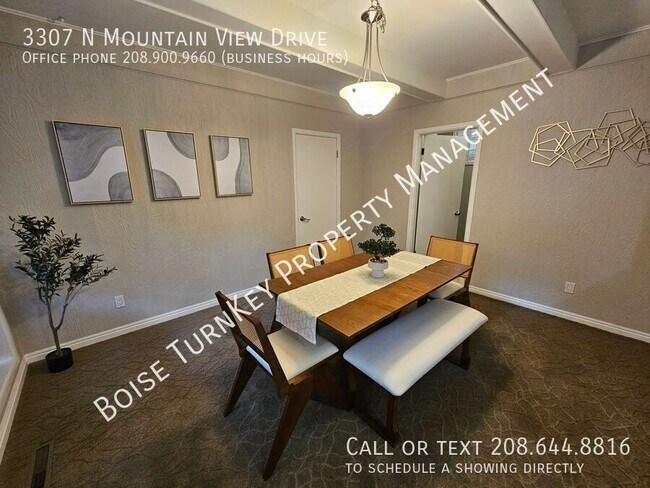 Building Photo - 3307 N Mountain View Dr