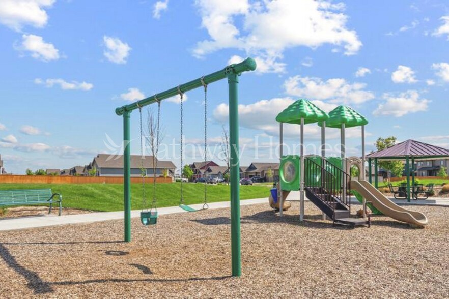 Building Photo - 963 Cascade Falls St