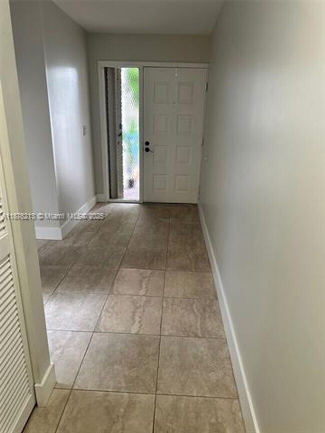 Building Photo - 8563 SW 115th Ct