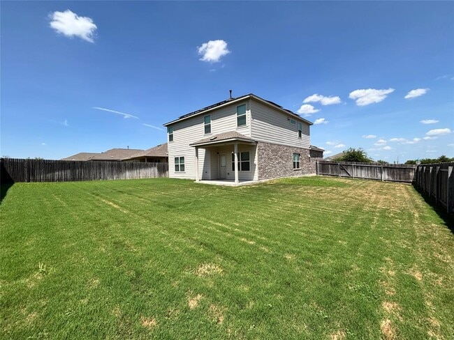 Building Photo - 21300 Bird Wing Dr