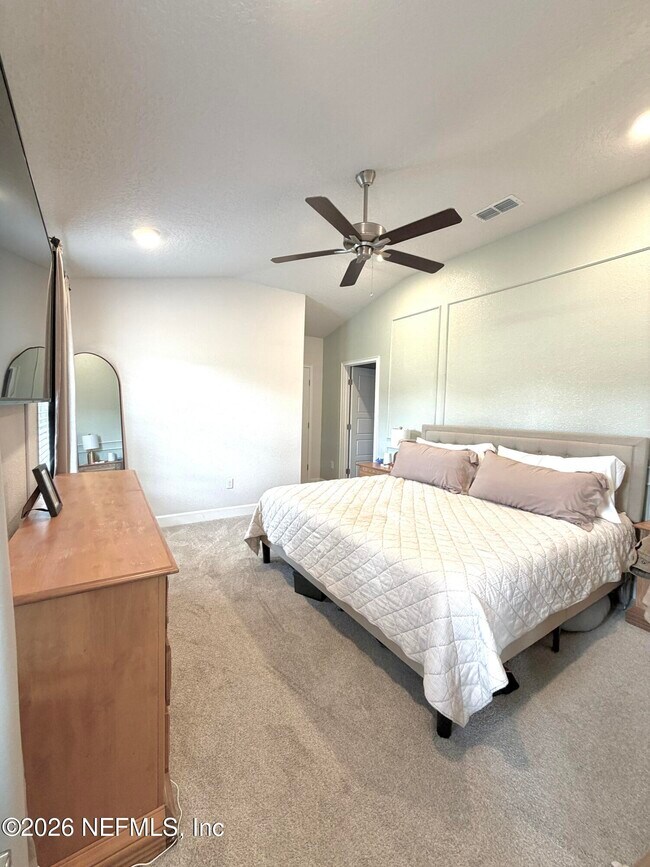 Building Photo - 3085 Laurel Springs Dr