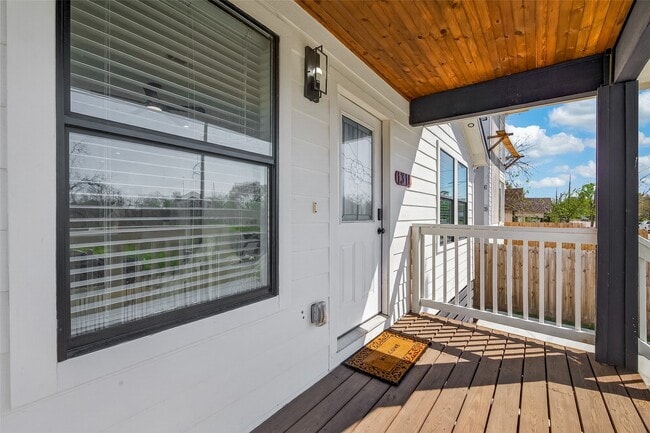 Building Photo - 1311 E 35th St