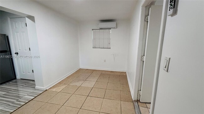 Building Photo - 2318 Washington St