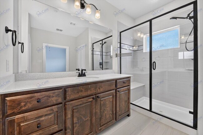 Building Photo - 8728 Ice House Dr