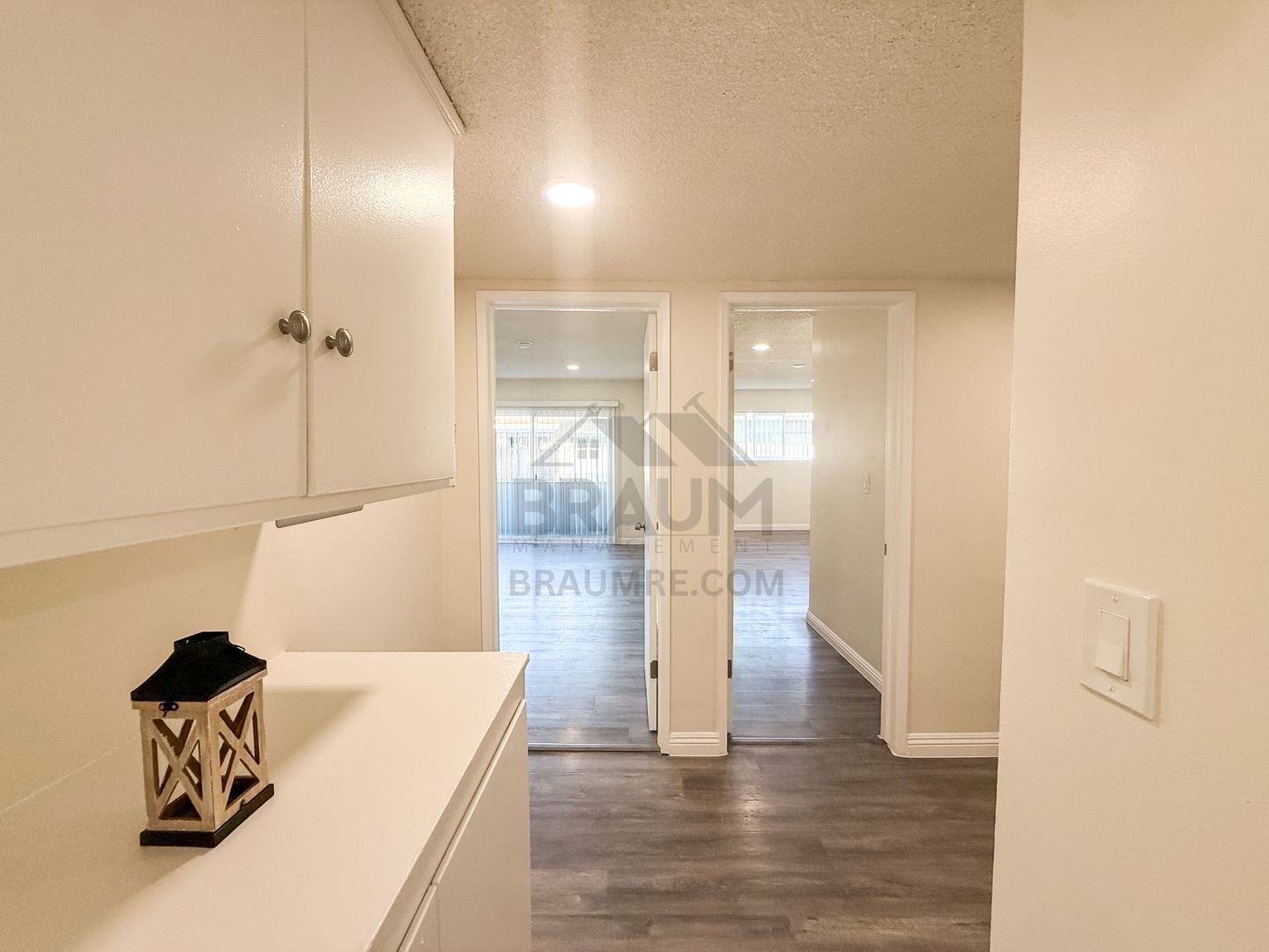 Building Photo - 6041 Whitsett Ave