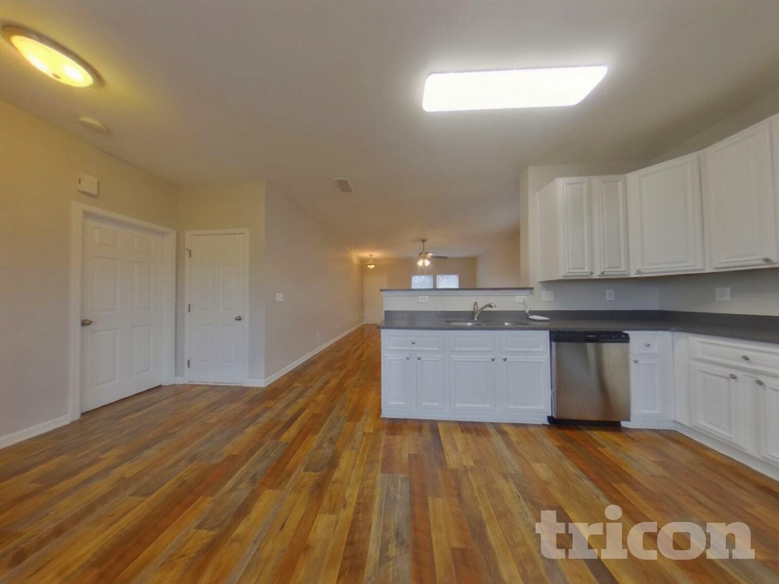 Building Photo - 1135 Blue Topaz Dr