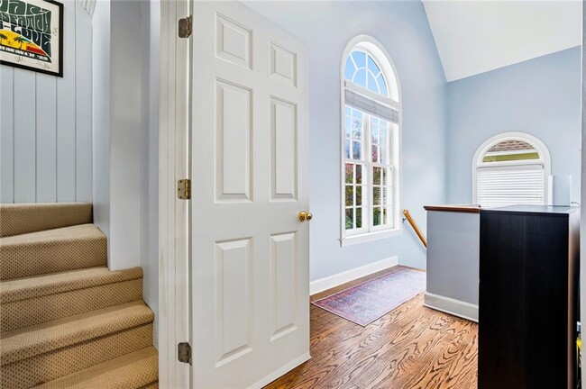 Building Photo - 4565 Windsor Park Pl NE