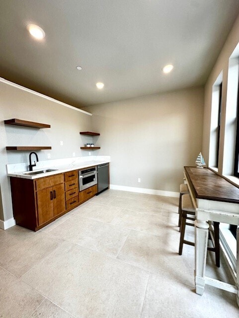 Studio kitchen - 137 8th St