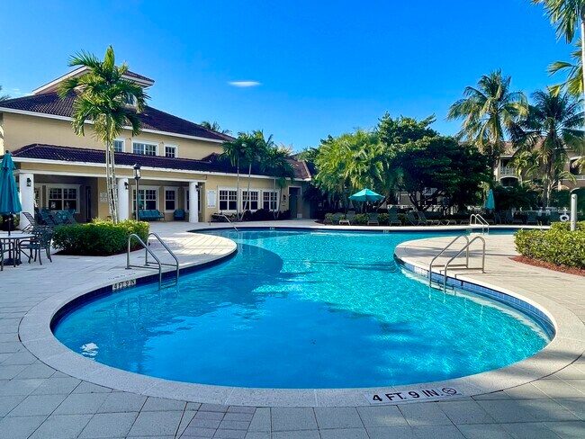 Building Photo - 6511 Emerald Dunes Dr