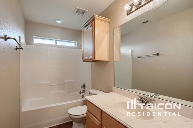Building Photo - 112 Dublin Cir