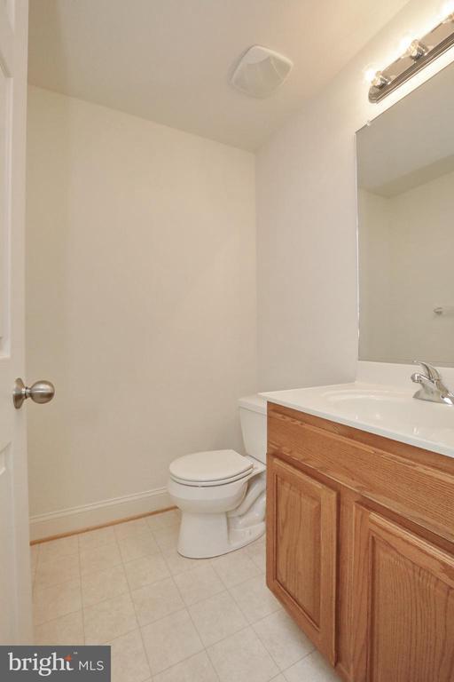 Building Photo - 1028 Llano Dr
