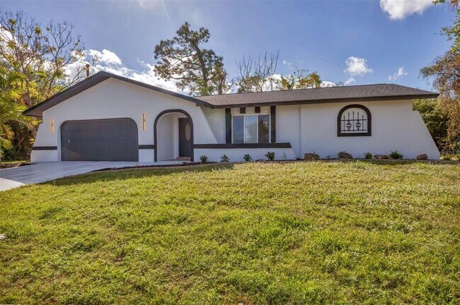 Building Photo - 4290 Yucatan Cir