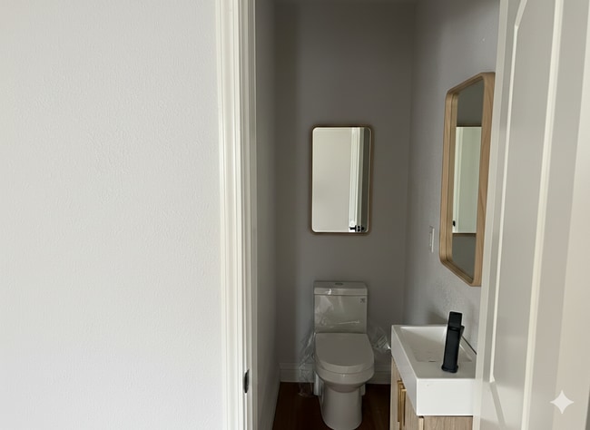 Building Photo - 949 Channing Way