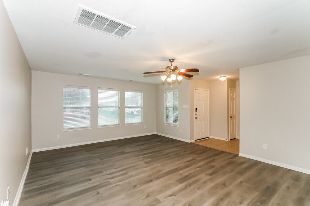 Building Photo - 14227 Noahs Landing Ln