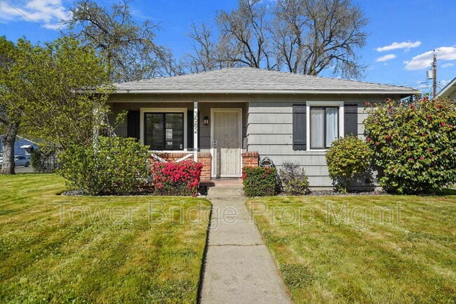 Primary Photo - 3582 63rd St