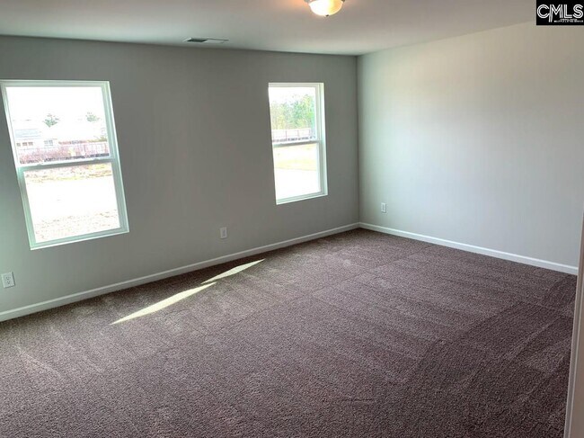 Building Photo - 216 Freeman Dr