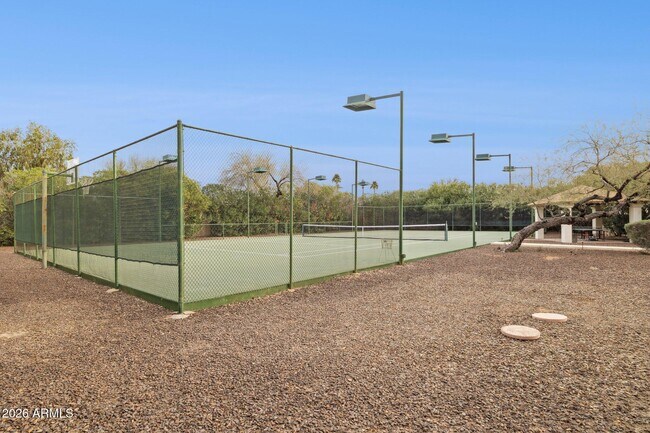 Building Photo - 8303 N 61st Pl