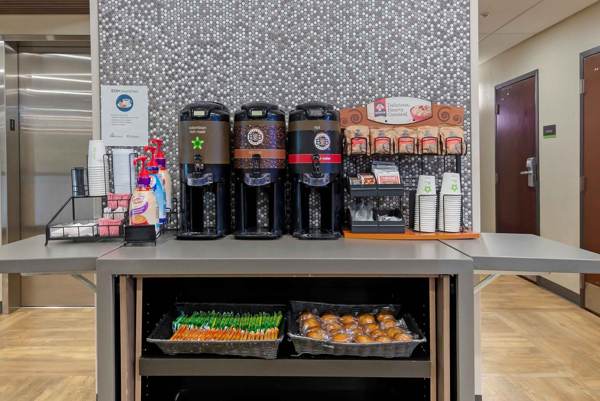 Building Photo - Furnished Studio-Charlotte - Pineville - Park Rd