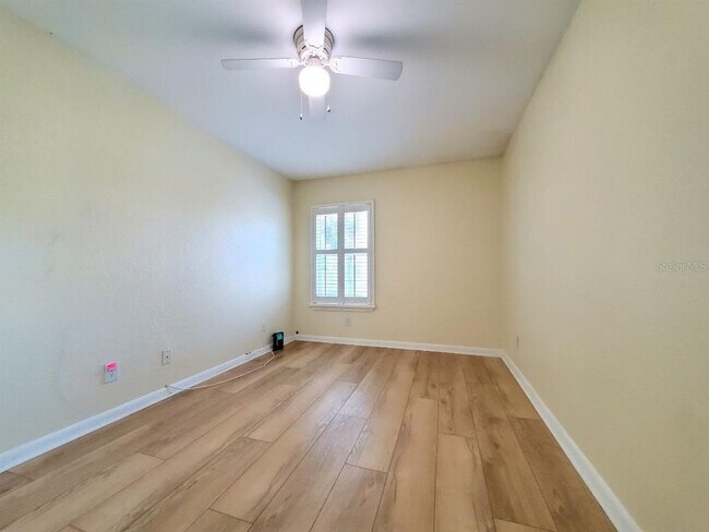 Building Photo - 5440 S MacDill Ave