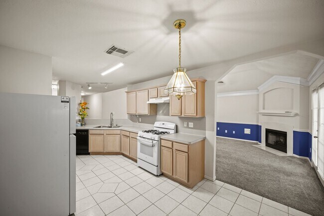 Building Photo - 19322 Cactus Rose Dr