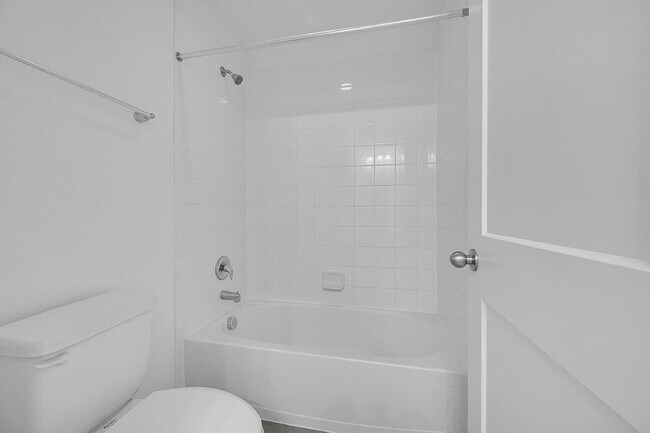 Building Photo - $3,125.00 - 4 Bedroom, 3.5 Bathroom, Singl...