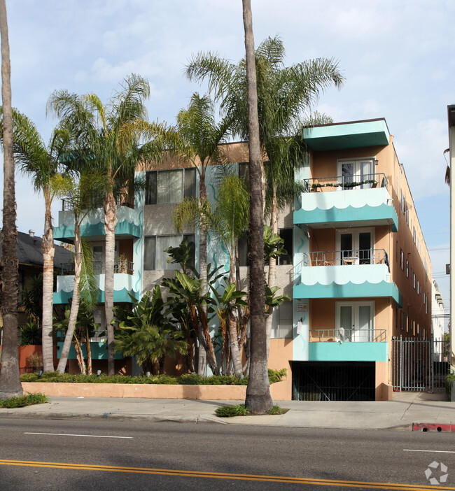 Primary Photo - Ocean Palms Apartments