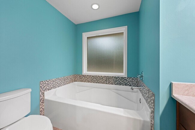 Building Photo - 1598 26th St