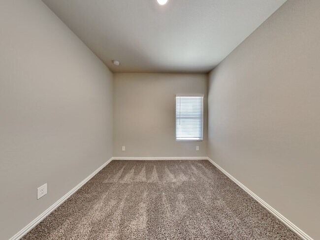 Building Photo - 3316 Celestial Ln