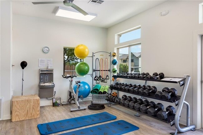 Building Photo - 7805 Cooper Ln