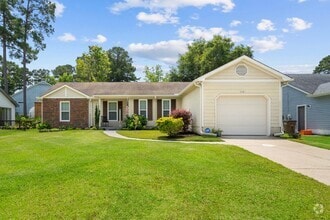 Building Photo - Close to Lejeune