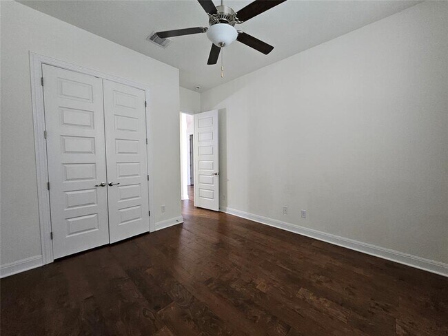 Building Photo - 1105 Malibar Ln
