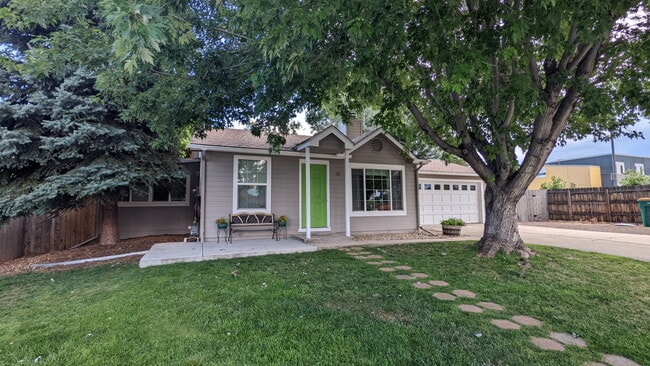 Primary Photo - 2049 Kent Ct