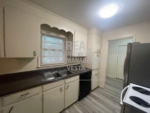 Building Photo - 510 Arrowhead Trl