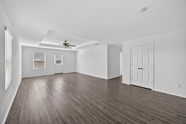 Building Photo - 4417 Benham Dr