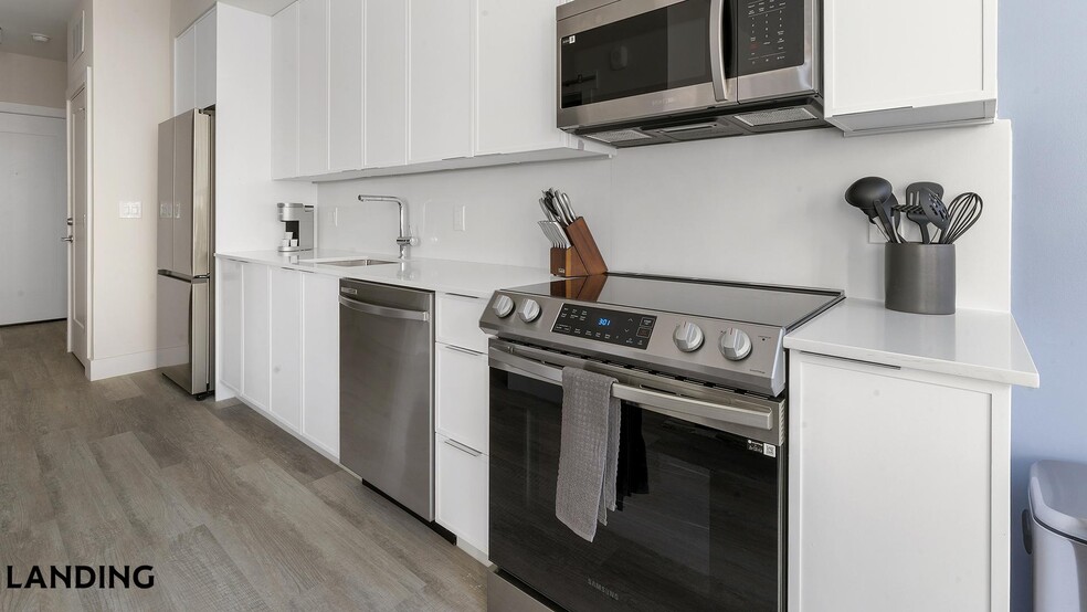 Building Photo - 2005 11th St NW