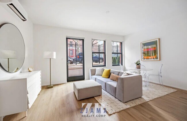 Building Photo - 955 Sterling Pl