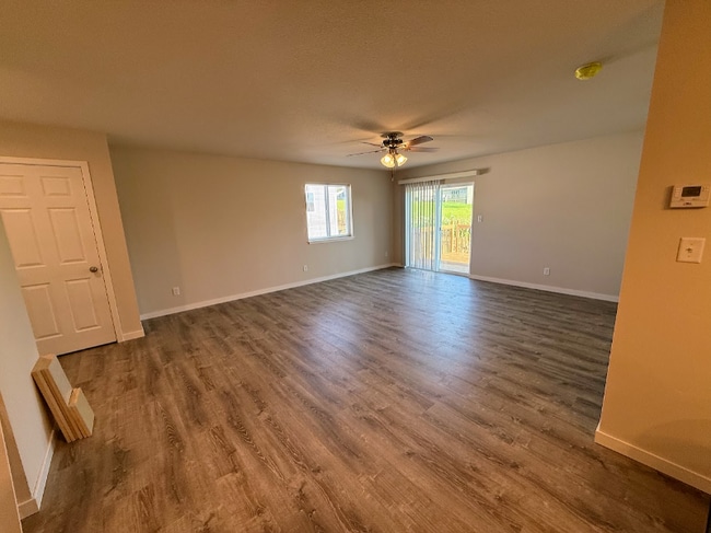 Building Photo - 5989-5991 Hanson Ct