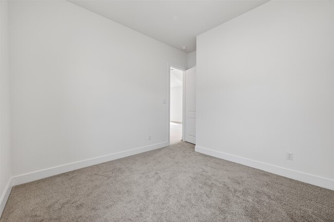 Building Photo - 4340 Avron Dr