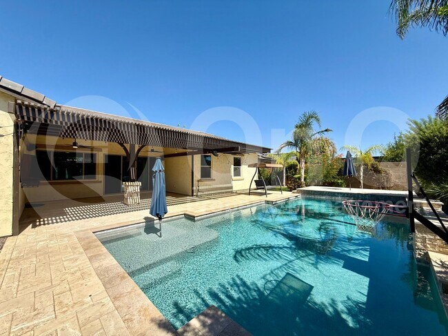 Building Photo - 20911 E Watford Dr