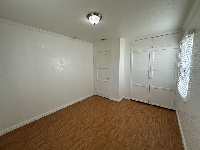 Building Photo - 13082 14th St