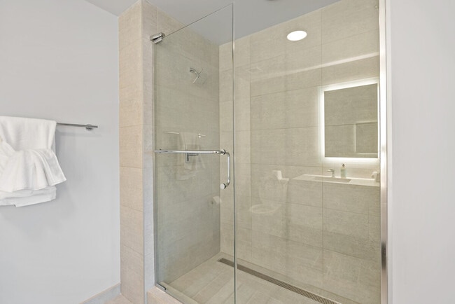 Building Photo - 635 S St NW