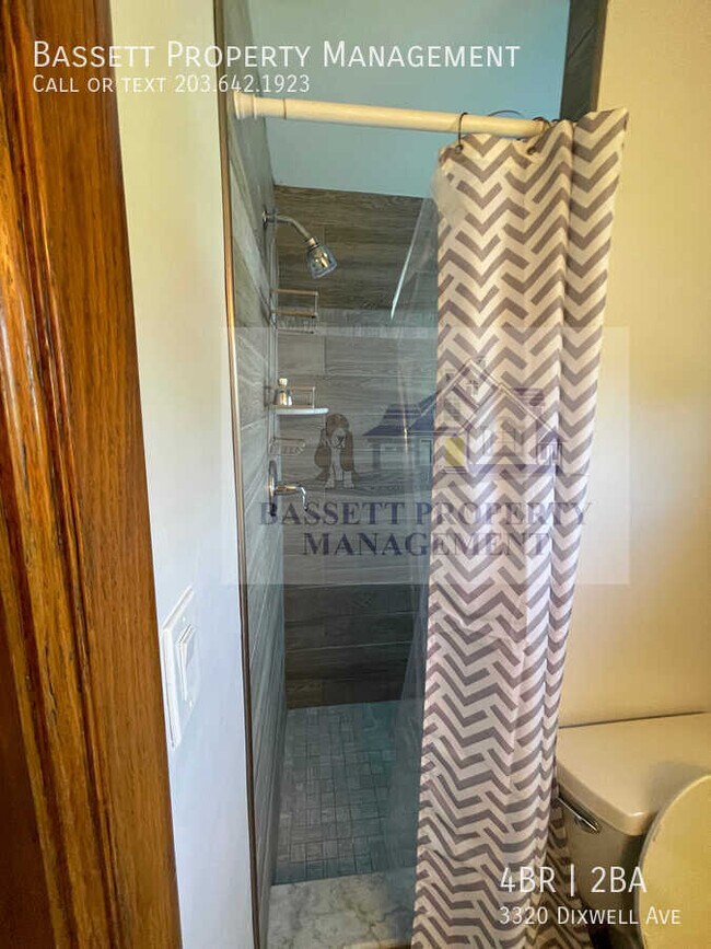 Building Photo - 3320 Dixwell Ave