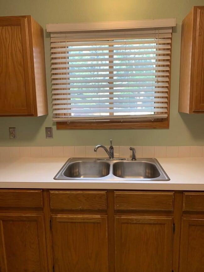 Building Photo - 3430 Sun Disk Ct