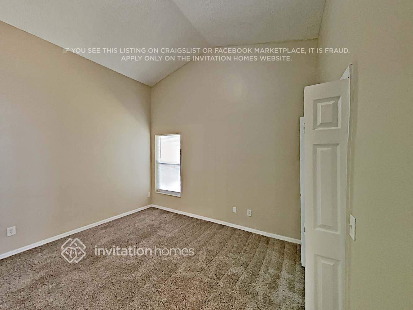 Building Photo - 16524 Golden Eagle Blvd