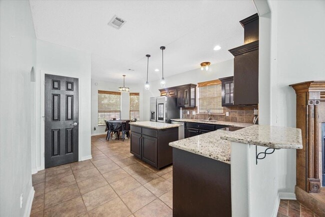 Building Photo - 1805 Brooke Beach Dr
