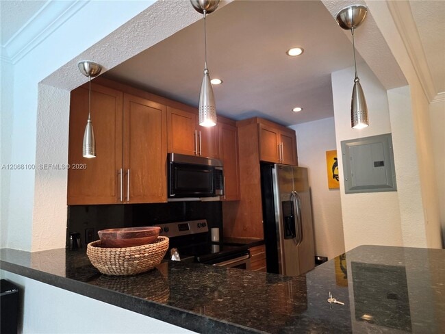 Building Photo - 7401 SW 82nd St