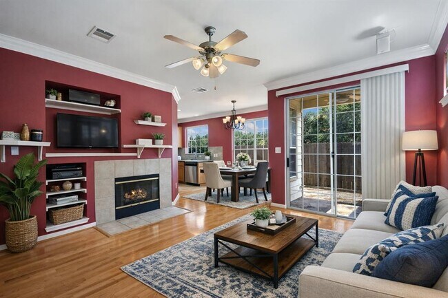 Building Photo - 8518 Cahill Dr